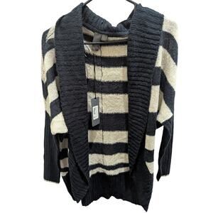 Francesca's NWT $44 Women's Size Small Cardigan Sweater Striped Navy Cream Quinn